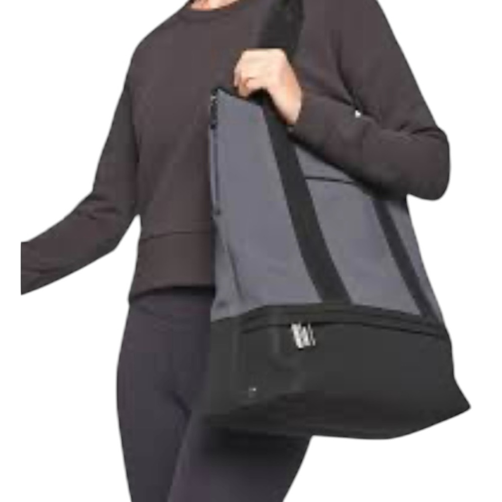 Caraa x Athleta Vinyasa Large Tote Gray